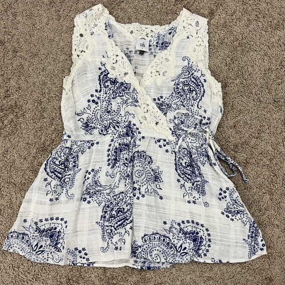CAbi Tops - CAbi #5223 Veranda Tank Top Blue Paisley Lace Sleeveless Shirt VNeck Women Small